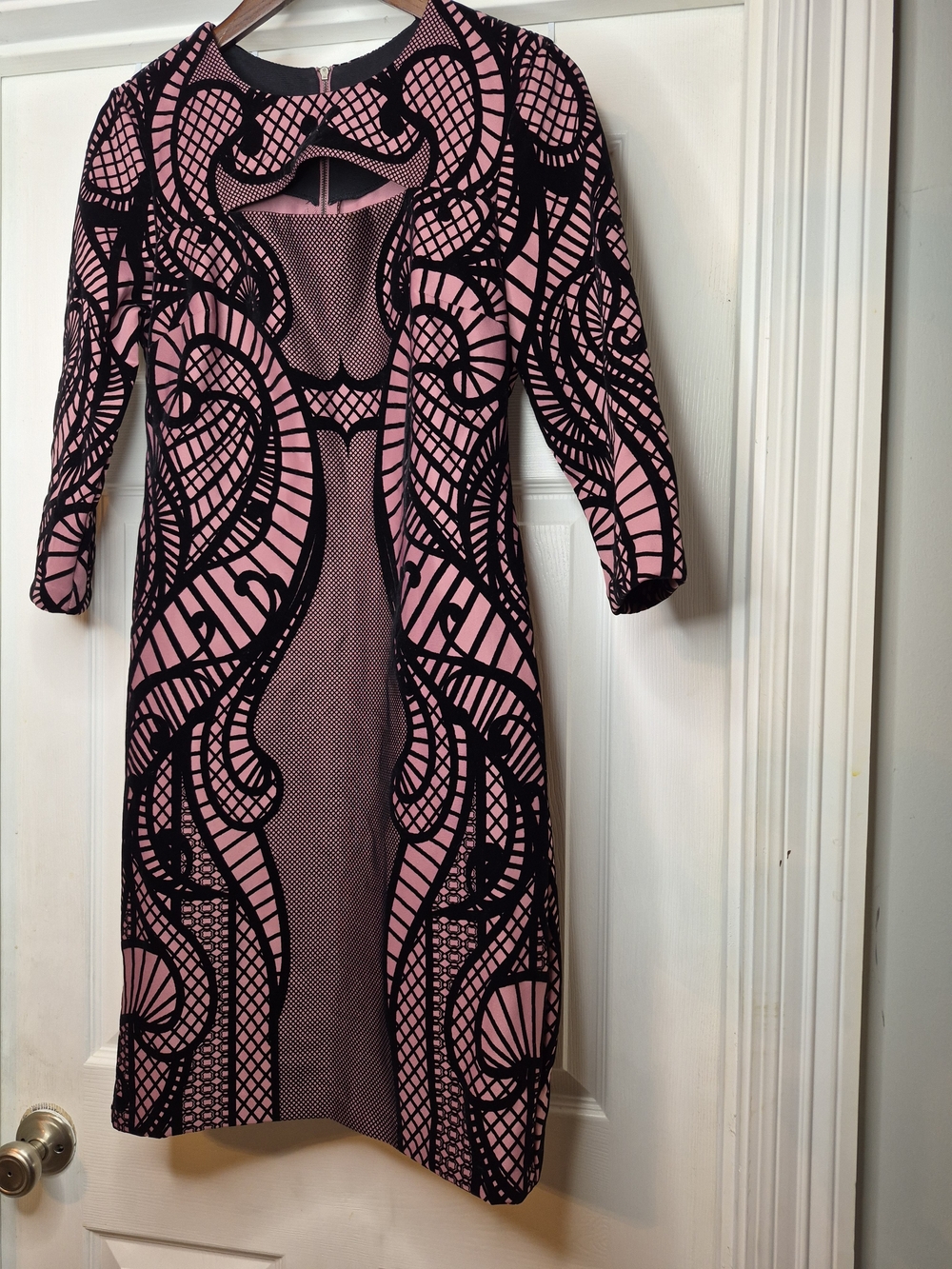 Beige By Eci Pink and Black Patterned Sheath Dress Size 8